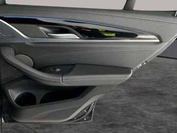 BMW iX3 80kWh Premier Edition Pro (286 ps) - FRONT AND REAR PARKING CAME