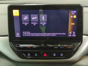 Volkswagen ID.4 Pure 52kWh Life (148 ps) - AUTO PARK - LED - REVERSE CAM