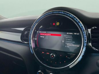 Mini Electric Hatch Cooper SE 32.6kWh Level 2 (184 ps) - NAVIGATION PACK