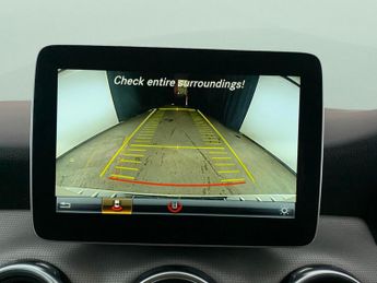 Mercedes-Benz GLA 1.6 GLA180 Urban Edition 7G-DCT (122 ps) - BLUETOOTH - KEYLESS-G