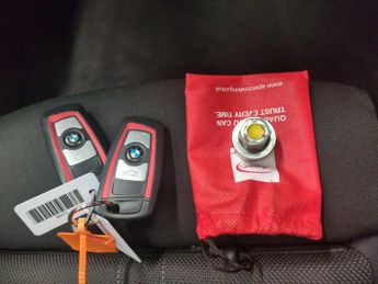 BMW 3 Series 1.5 318i Sport (136 ps) - MIRROR CAPS - BLACK HIGH GLOSS - LED -