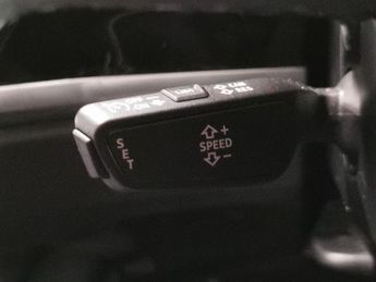 Audi Q3 1.5 TFSI CoD 35 Sport Sportback S Tronic (150 ps) - CRUISE - DRI