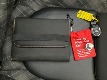 Mini Convertible 1.5 Cooper Convertible (136 ps) - PARK SENSORS - CLIMATE CONTROL