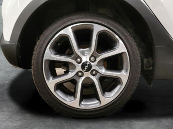 Kia Picanto 1.0 DPi X-Line S AMT (66 bhp) - CRUISE - AIR CON - PRIVACY GLASS