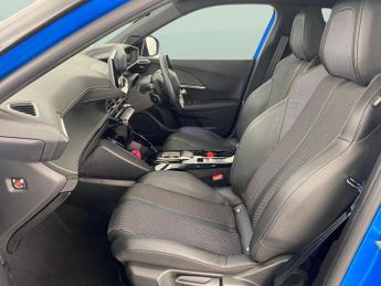 Peugeot E-2008 50kWh GT (7kW Charger) (136 ps) - REVERSE CAM - NAV - HEATED SEA