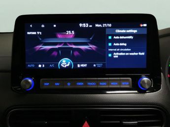 Hyundai Kona 64kWh Premium (7kW Charger) (204 ps) - BLIND SPOT ASSIST - LANE 