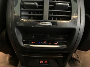 BMW iX3 80kWh Premier Edition Pro (286 ps) - FRONT AND REAR PARKING CAME