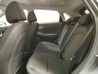Hyundai Kona 64kWh Premium (7kW Charger) (204 ps) - BLIND SPOT ASSIST - LANE