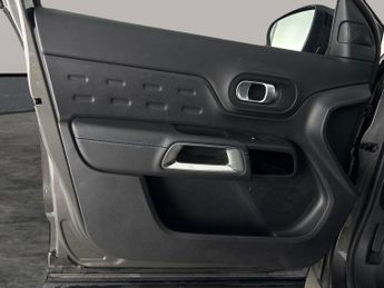 Citroen C5 Aircross 1.6 14.2kWh Shine Plug-in e-EAT8 (225 ps) - REVERSE CAM - NAV