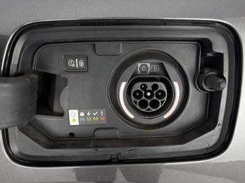 Citroen C5 Aircross 1.6 14.2kWh Shine Plug-in e-EAT8 (225 ps) - REVERSE CAM - NAV