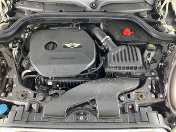 Mini Convertible 1.5 Cooper Convertible (136 ps) - PARK SENSORS - CLIMATE CONTROL