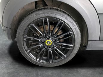 Mini Electric Hatch Cooper SE 32.6kWh Level 2 (184 ps) - NAVIGATION PACK