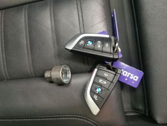 BMW iX3 80kWh Premier Edition Pro (286 ps) - FRONT AND REAR PARKING CAME