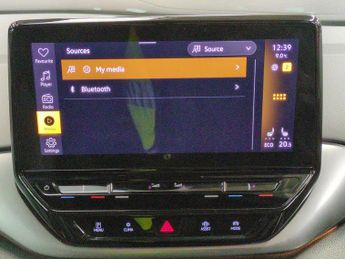 Volkswagen ID.4 Pure 52kWh Life (148 ps) - AUTO PARK - LED - REVERSE CAM