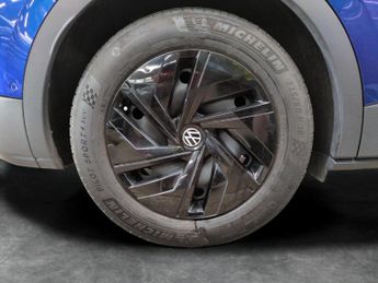 Volkswagen ID.4 Pure 52kWh Life (148 ps) - AUTO PARK - LED - REVERSE CAM