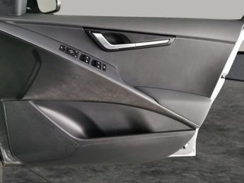 Kia Niro 64.8kWh 3 (201 bhp) - NAV - HEATED STEERING - BLIND SPOT ASSIST