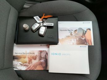 Hyundai Ioniq 38.3kWh Premium (136 ps) - LED - REVERSE CAM - SAT NAV
