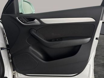 Audi Q3 2.0 TDI Sport S Tronic quattro (150 ps) - DRIVING MODES - CLIMAT