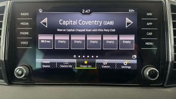 Skoda Karoq 1.5 TSI ACT SE L DSG (150 ps) - SMARTLINK - REVERSE CAM - NAV