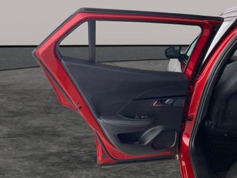 Peugeot E-2008 50kWh GT Premium (136 ps) - REVERSE CAM - ALCANTARA - NAV