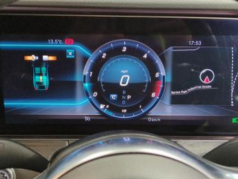 Mercedes-Benz E Class 2.9 E350d AMG Line Night Edition (Premium) G-Tronic+ (286 ps) - 