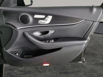 Mercedes-Benz E Class 2.9 E350d AMG Line Night Edition (Premium) G-Tronic+ (286 ps) - 