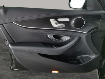 Mercedes-Benz E Class 2.9 E350d AMG Line Night Edition (Premium) G-Tronic+ (286 ps) - 