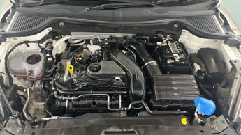 Skoda Karoq 1.5 TSI ACT SE L DSG (150 ps) - SMARTLINK - REVERSE CAM - NAV