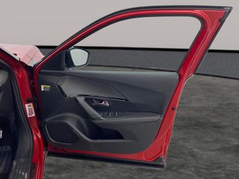 Peugeot E-2008 50kWh GT Premium (136 ps) - REVERSE CAM - ALCANTARA - NAV