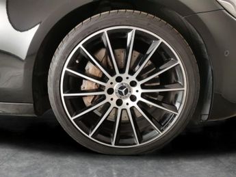 Mercedes-Benz E Class 2.9 E350d AMG Line Night Edition (Premium) G-Tronic+ (286 ps) - 