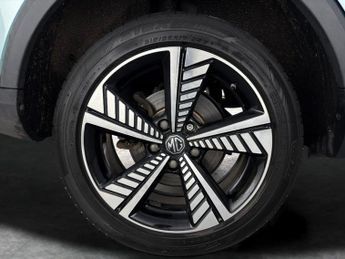 MG MG ZS 44.5kWh Exclusive (143 ps) - REVERSE CAM - NAV - HEATED LEATHER