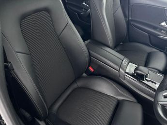 Mercedes-Benz A Class 1.5 A180d Sport 7G-DCT (116 ps) - COMFORT PACK - ACTIVE LANE KEE