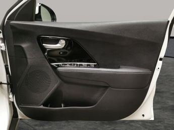 Kia Niro 64kWh 3 (201 bhp) - LANE DEPARTURE  - BLUETOOTH - PADDLE SHIFT