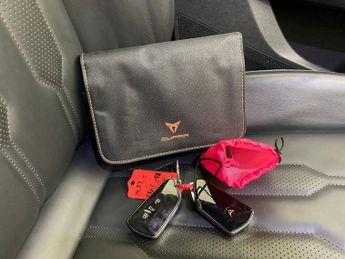 Cupra Formentor 1.5 TSI V2 DSG (150 ps) - LED - REVERSE CAM - NAV