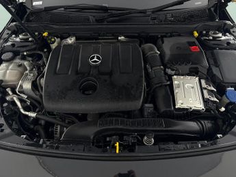 Mercedes-Benz A Class 1.5 A180d Sport 7G-DCT (116 ps) - COMFORT PACK - ACTIVE LANE KEE