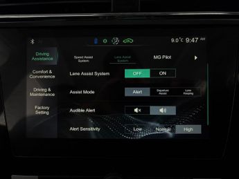 MG MG ZS 44.5kWh Exclusive (143 ps) - REVERSE CAM - NAV - HEATED LEATHER