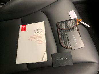 Tesla Model 3 Standard Range Plus RWD (241 bhp) - AUTO PARK - LED - REVERSE CA