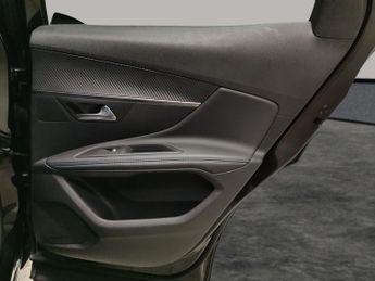 Peugeot 3008 1.6 13.2kWh Allure Plug-in e-EAT (225 ps) - BLIND SPOT ASSIST