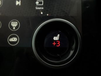 Land Rover Range Rover Evoque 2.0 D180 SE 4WD (180 ps) - LED - REVERSE CAM - MERIDIAN AUDIO