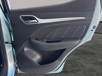 MG MG ZS 44.5kWh Exclusive (143 ps) - REVERSE CAM - NAV - HEATED LEATHER