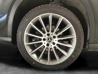 Mercedes-Benz GLA 1.6 GLA180 AMG Line Edition 7G-DCT (122 ps) - BLUETOOTH - CRUISE