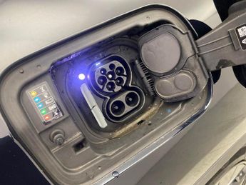 BMW iX3 80kWh Premier Edition (286 ps) - LEATHER - HEATED SEATS