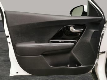 Kia Niro 64kWh 3 (201 bhp) - LANE DEPARTURE  - BLUETOOTH - CRUISE