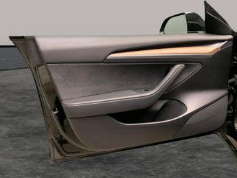 Tesla Model 3 Standard Range Plus RWD (241 bhp) - AUTO PARK - LED - REVERSE CA