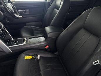 Land Rover Discovery Sport 2.0 TD4 HSE 4WD (180 ps) - 7 SEATS - NAV - HEATED LEATHER