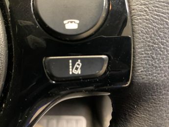 Toyota AYGO 1.0 VVT-i x-clusiv x-shift (71 ps) - BLUETOOTH - AIR CON - AUTO 