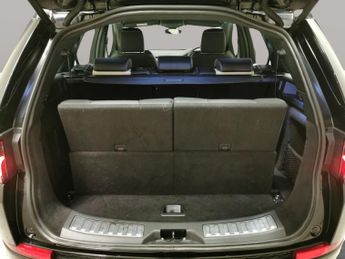 Land Rover Discovery Sport 2.0 D180 MHEV R-Dynamic SE 4WD (180 ps) - BLIND SPOT ASSIST - BL