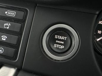 Land Rover Discovery Sport 2.0 TD4 HSE 4WD (180 ps) - 7 SEATS - NAV - HEATED LEATHER