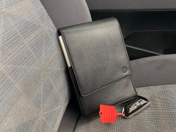 Volkswagen ID.3 Pro Performance 58kWh Life (204 ps) - BLUETOOTH - PARK SENSORS -