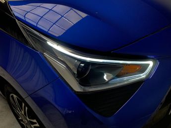 Toyota AYGO 1.0 VVT-i x-clusiv x-shift (71 ps) - BLUETOOTH - AIR CON - AUTO 